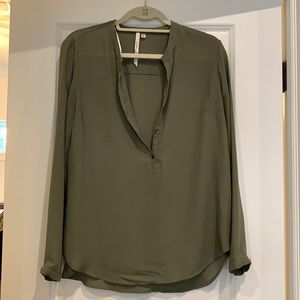 Bellatrix Olive Green Blouse Size Medium